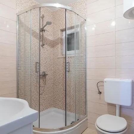 דירה Nike - Two-bedroom With Terrace מליני