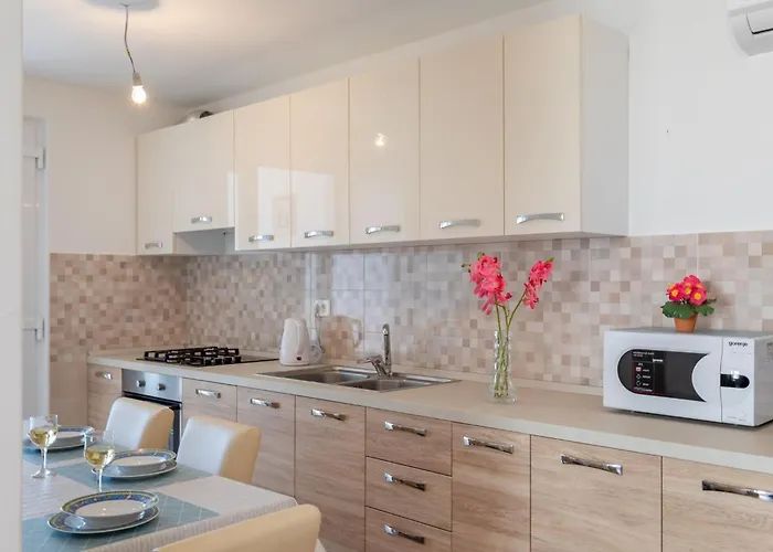 Appartamento Nike - Two-bedroom With Terrace