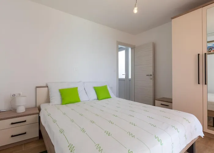 Nike - Two-bedroom With Terrace Appartamento Mlini